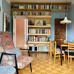 Charming And Stylish Apartment Krakow