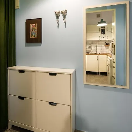 Charming And Stylish 公寓